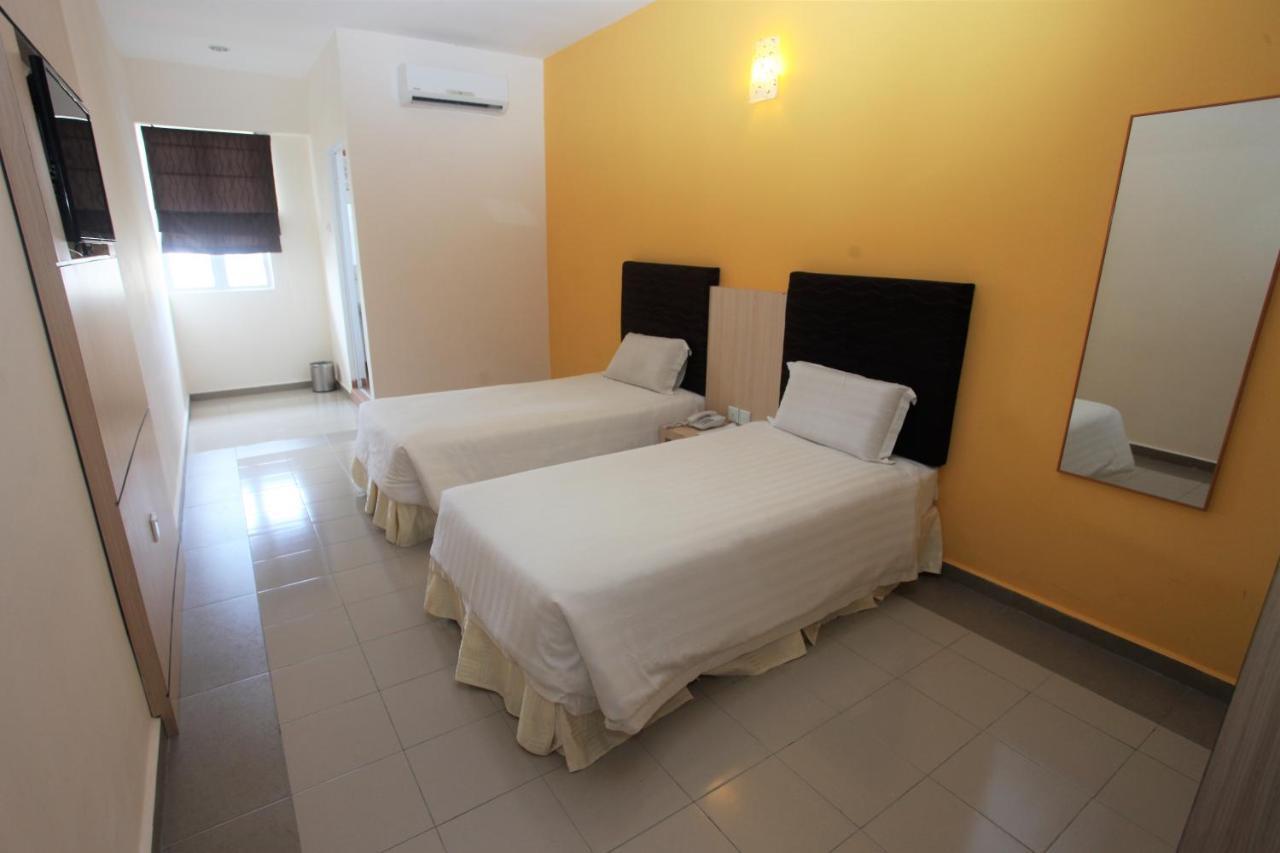 Geopark Hotel Kuah Langkawi Buitenkant foto