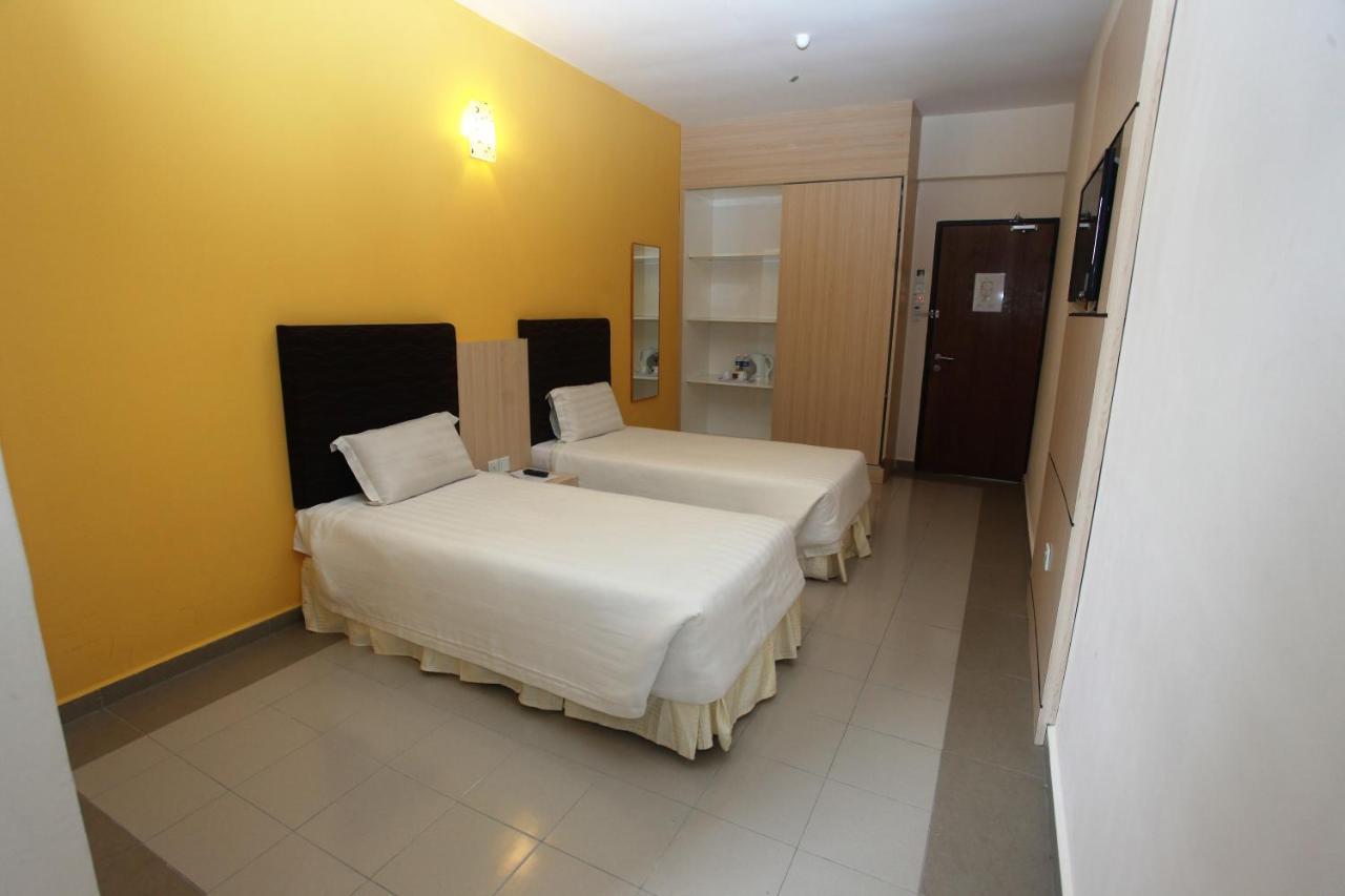 Geopark Hotel Kuah Langkawi Buitenkant foto